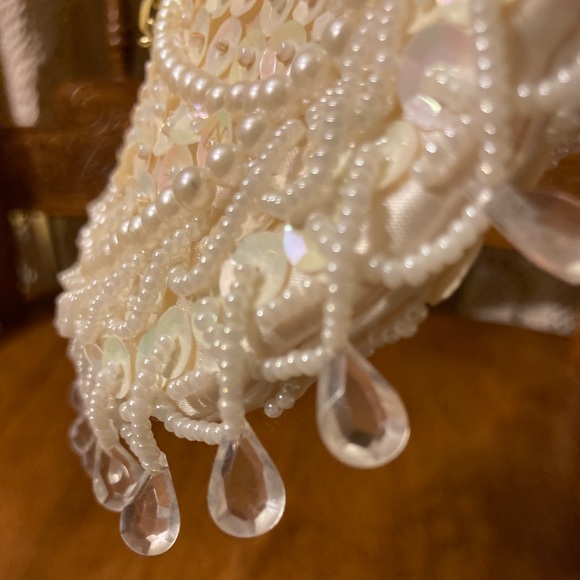 White Vintage Sequin Beaded Small Clutch Purse - Damage - Picture 6 of 17